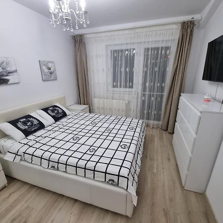 25 Luxury Apartament Bukarest Kültér fotó