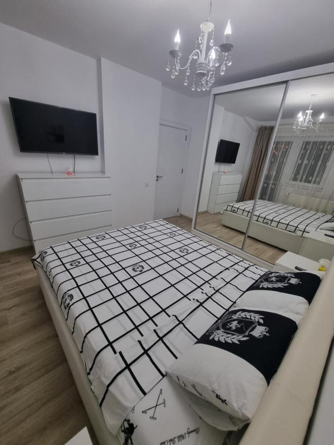 25 Luxury Apartament Bukarest Kültér fotó