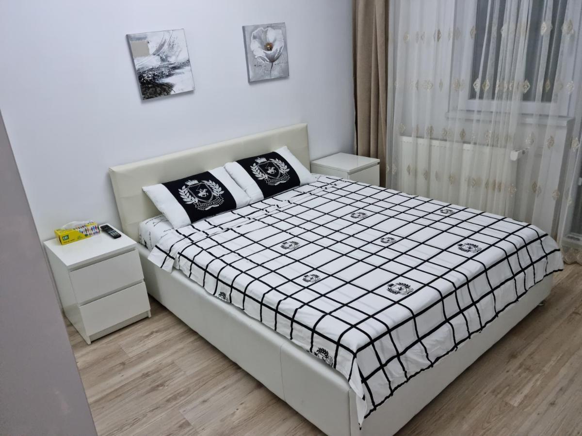 25 Luxury Apartament Bukarest Kültér fotó